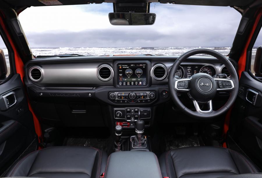 Торпедо Jeep Wrangler Unlimited Rubicon (JL) 2019 года  (AU) (фото 36 из 40)